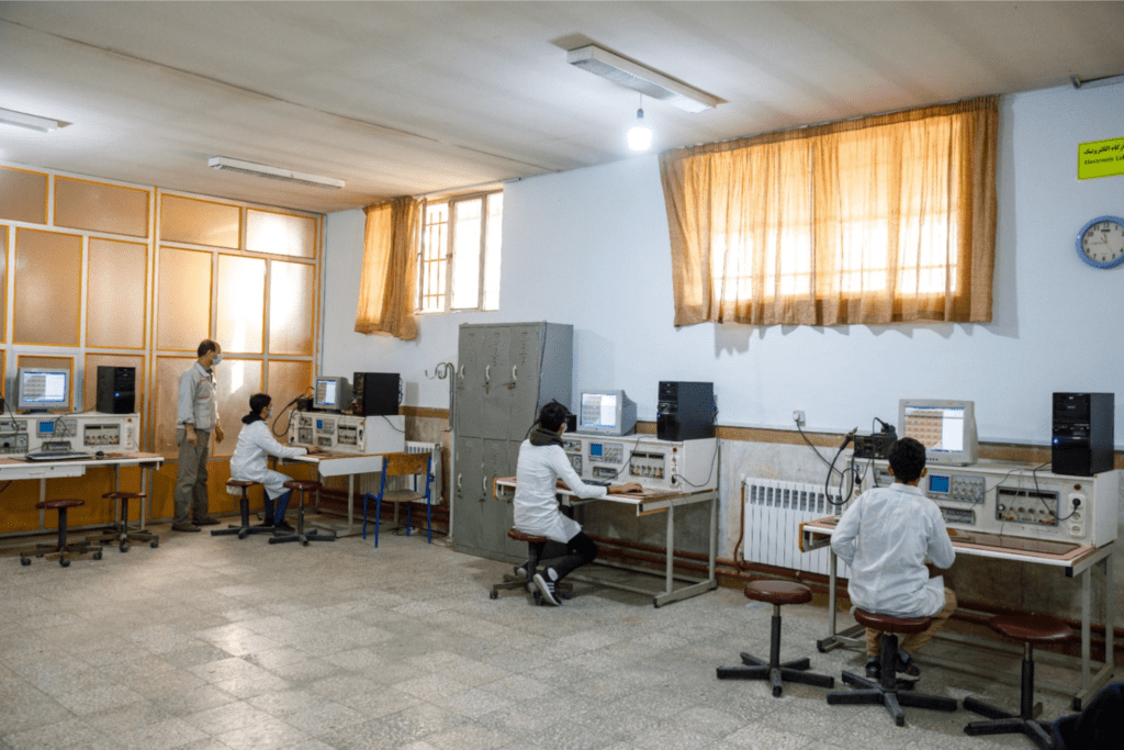 کارگاه خیریه دکتر نراقی Dr naraghi charity