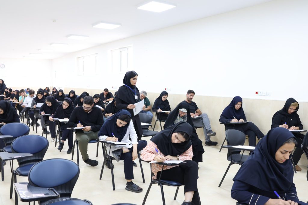 برگزاری امتحانات پایان نیم‌سال در دانشگاه علمی‌کاربردی کهریزک